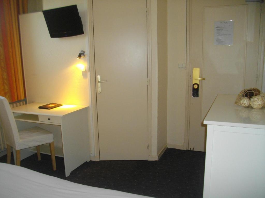 Hotel Pacific Calais Exterior photo